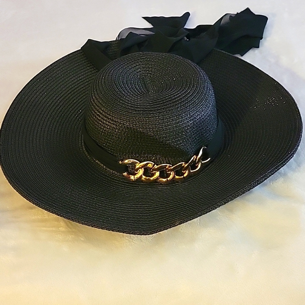 Black Sunhat w/ Gold chain & chiffon detail